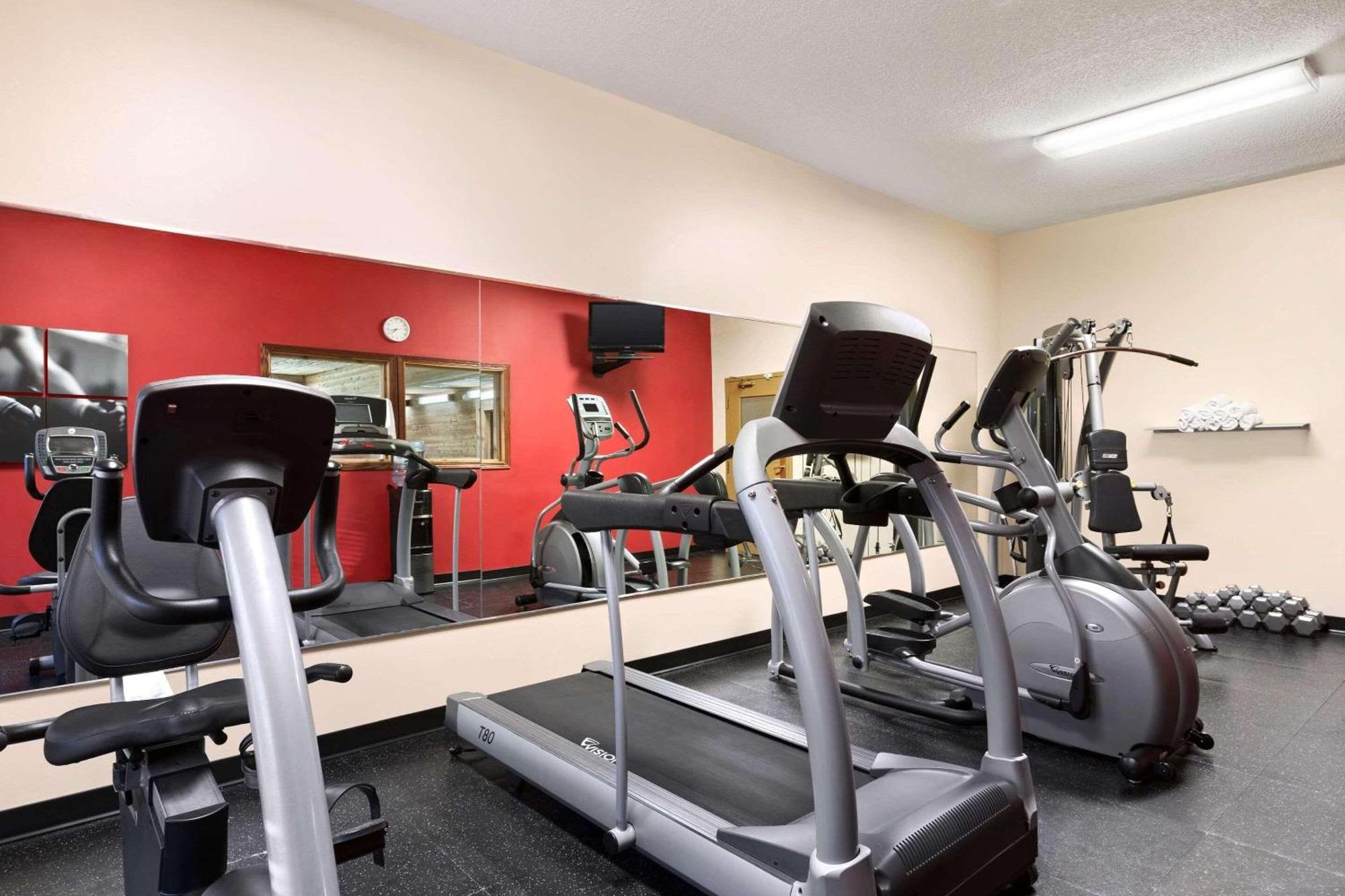 Country Inn & Suites By Radisson, Kearney, Ne Buitenkant foto