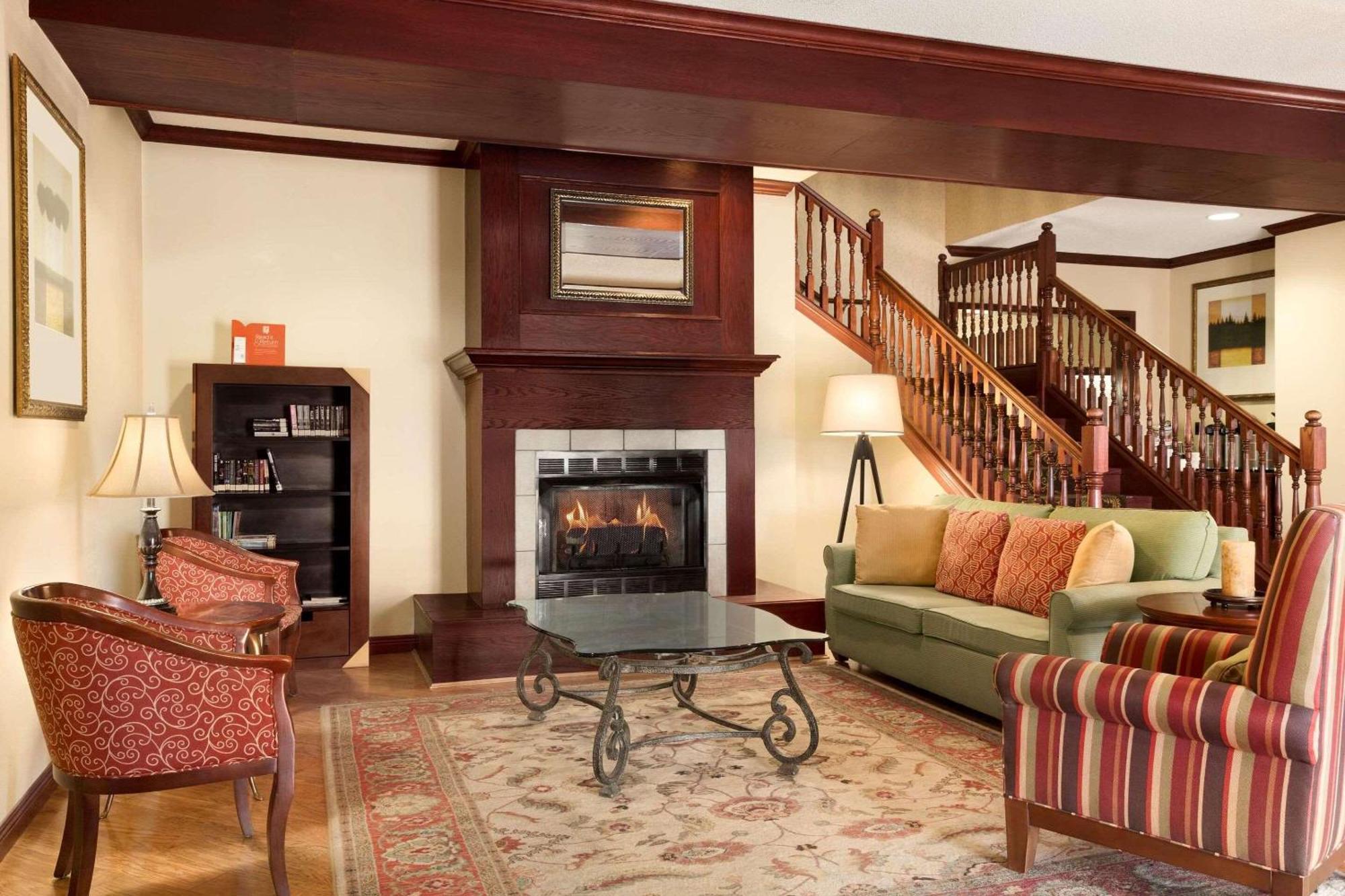 Country Inn & Suites By Radisson, Kearney, Ne Buitenkant foto