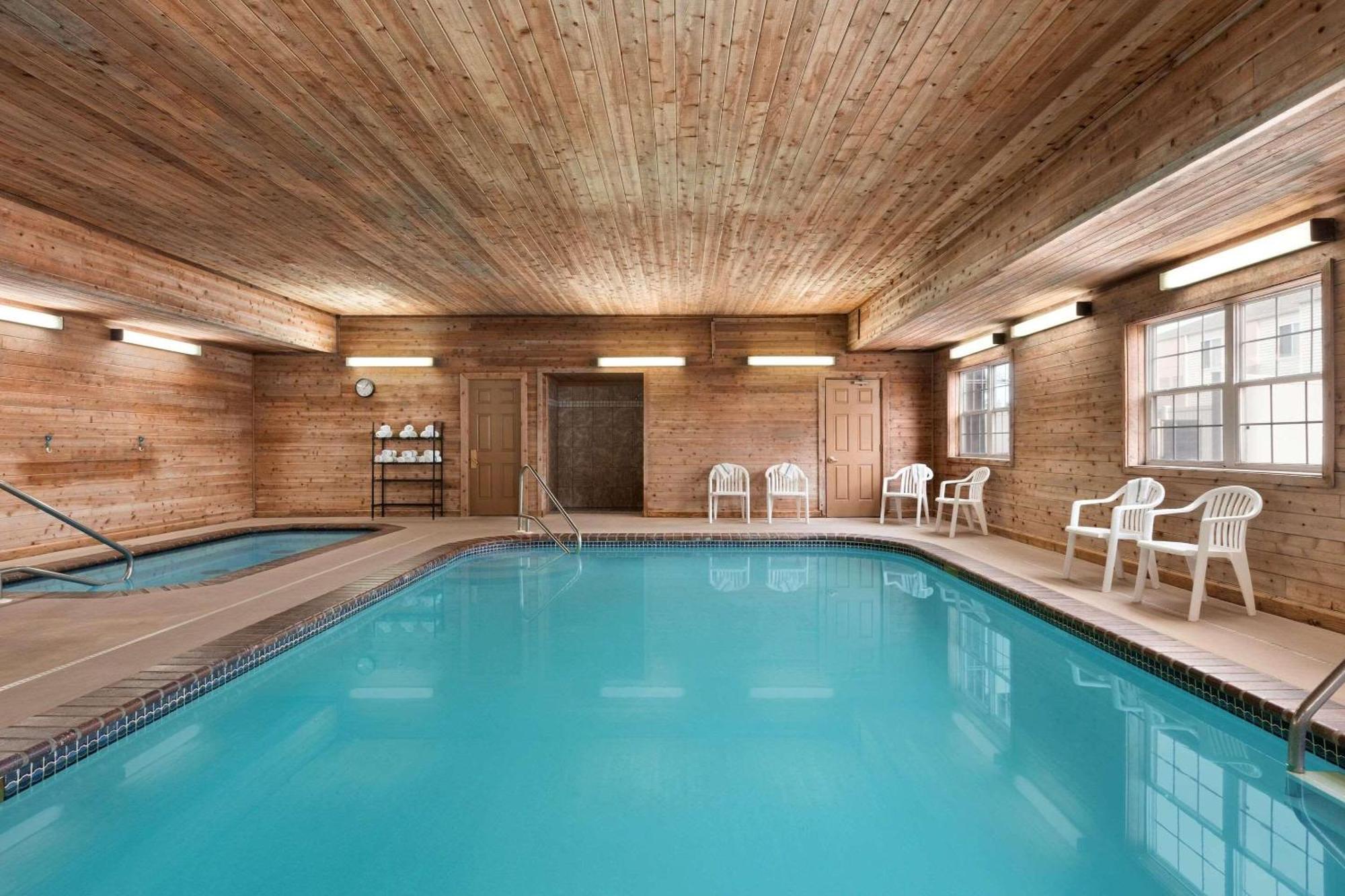 Country Inn & Suites By Radisson, Kearney, Ne Buitenkant foto