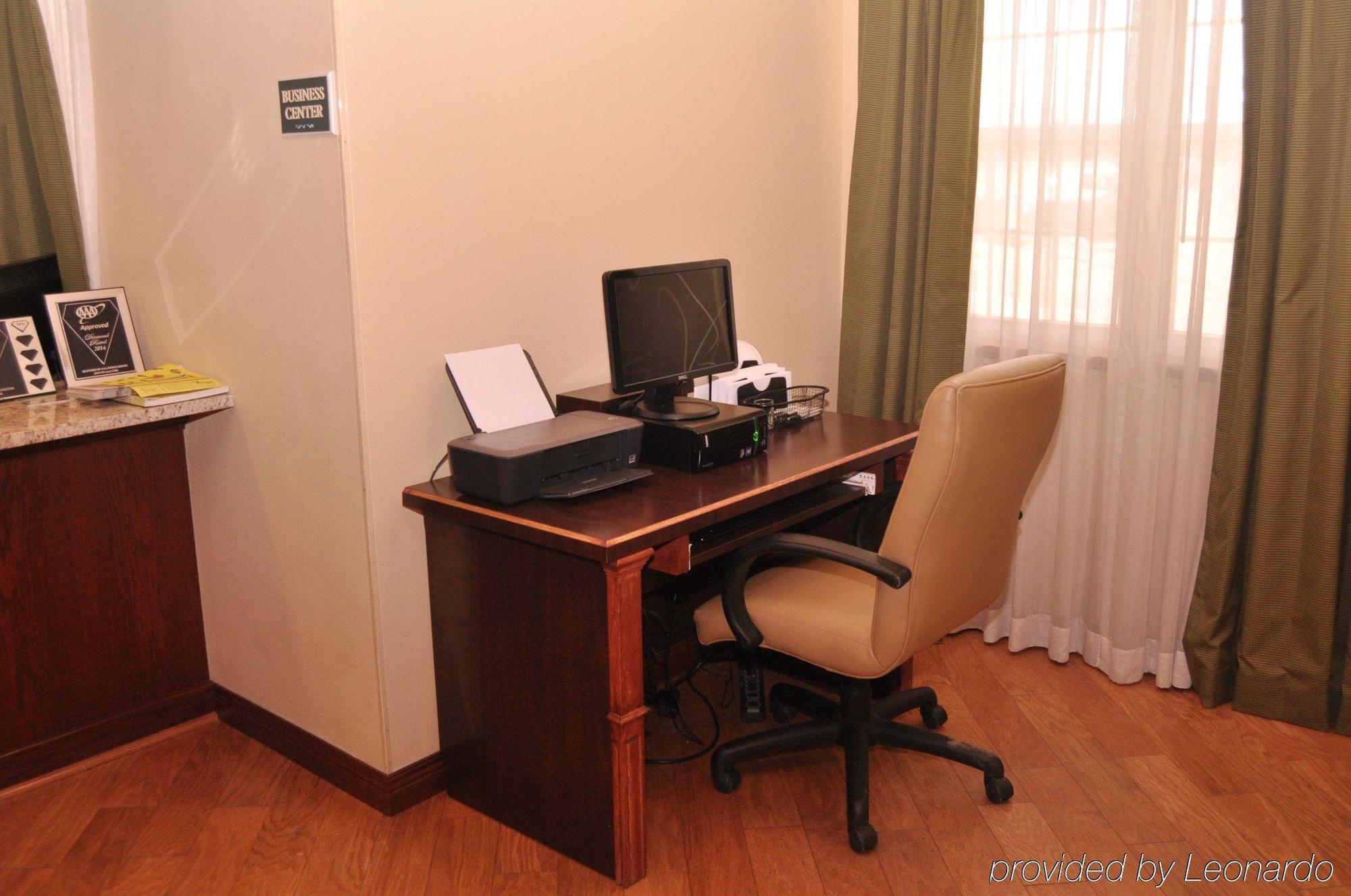 Country Inn & Suites By Radisson, Kearney, Ne Buitenkant foto